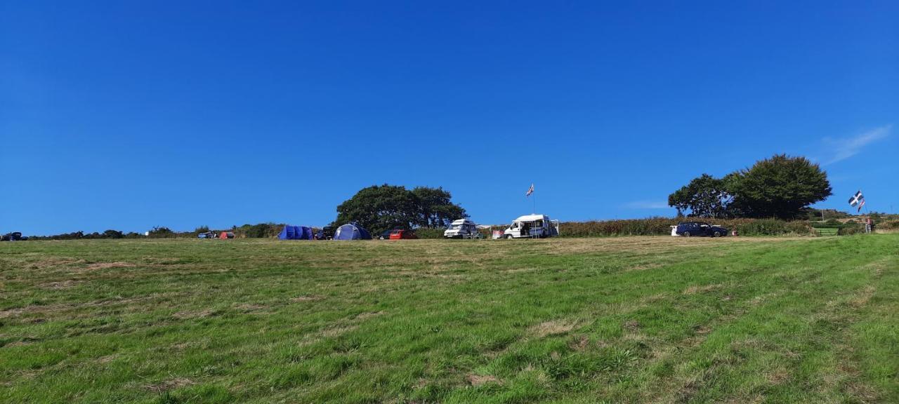 Summit Camping Kit Hill Cornwall Panoramic Views Grass Pitch From 15Pn Or Bella Bell Tent 75Pn Callington Экстерьер фото