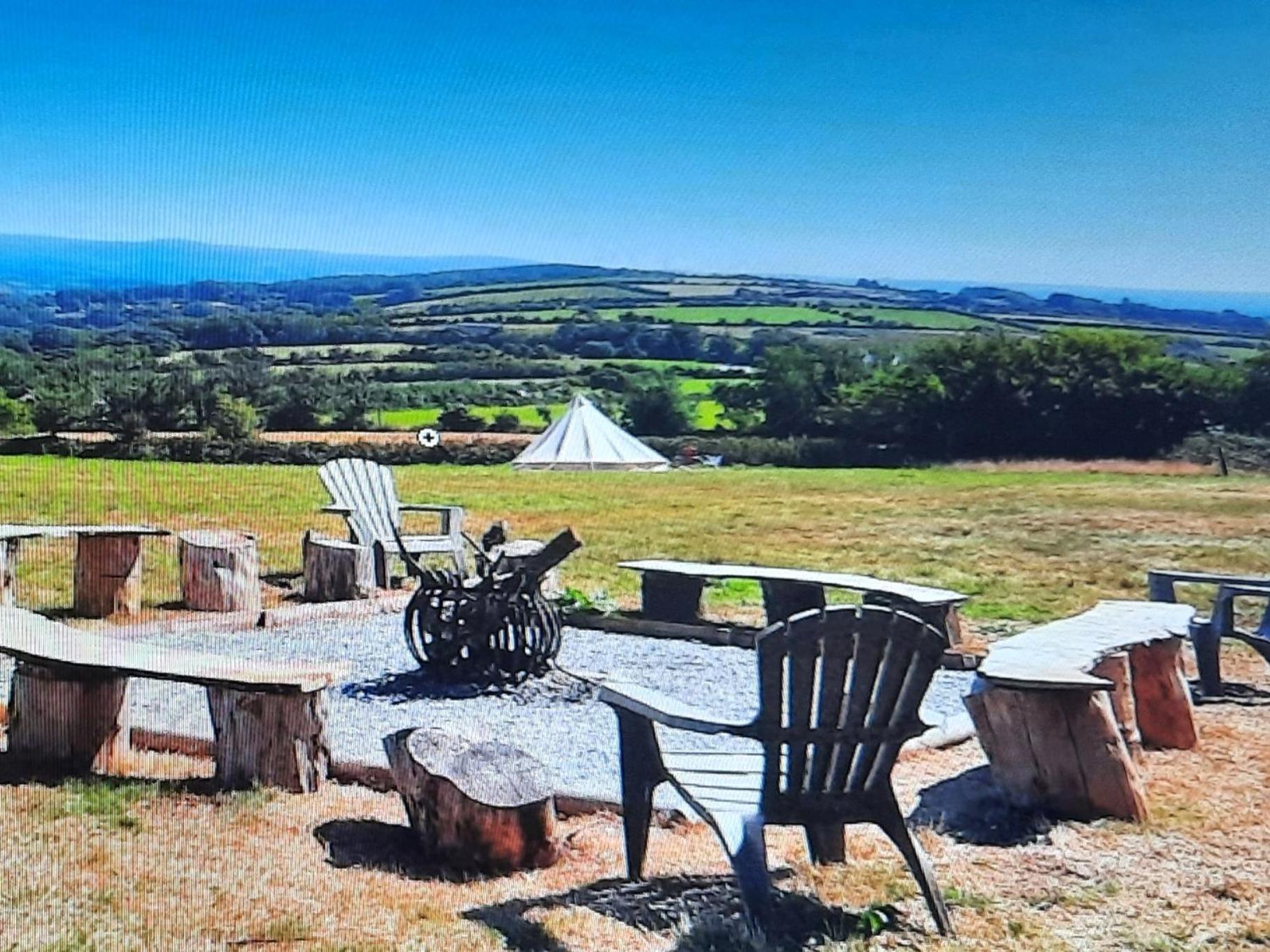 Summit Camping Kit Hill Cornwall Panoramic Views Grass Pitch From 15Pn Or Bella Bell Tent 75Pn Callington Экстерьер фото